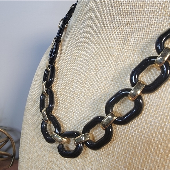 Black and Gold Tone Chain Link Necklace Classic Statement Chunky Resin - Picture 6 of 16